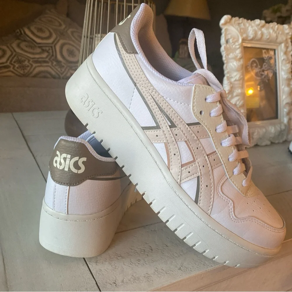 ASICS Women's White and Tan Sneakers - Picture 1 of 11
